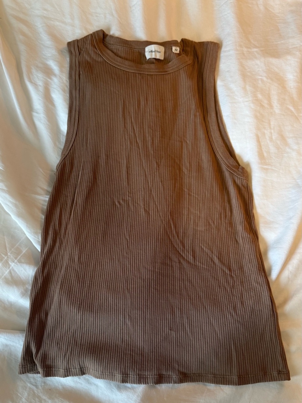 Wilfred (Aritzia) Ribbed Sleeveless Tank Top - Tan/Brown